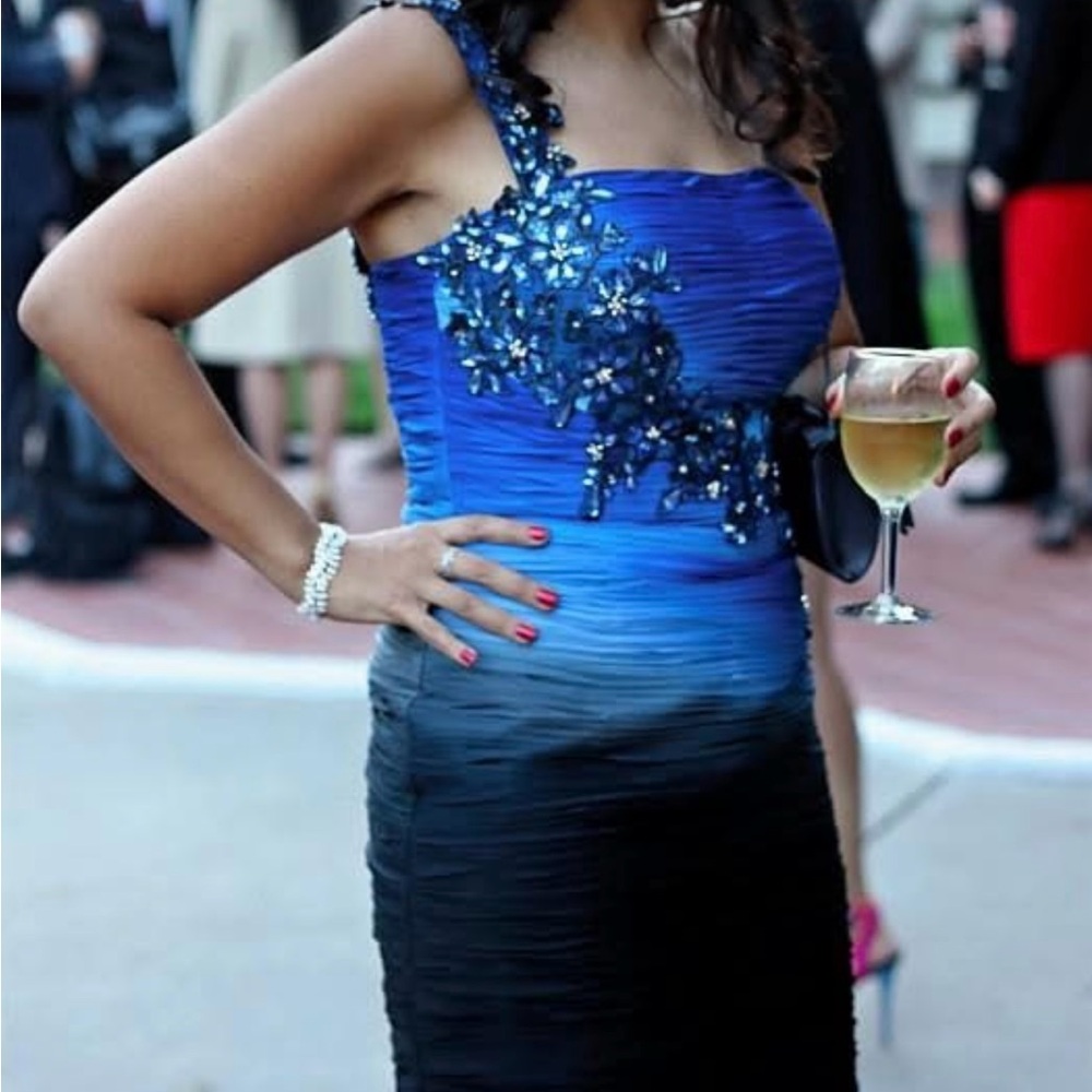 CaMille La vie brand short size 10 blue and black